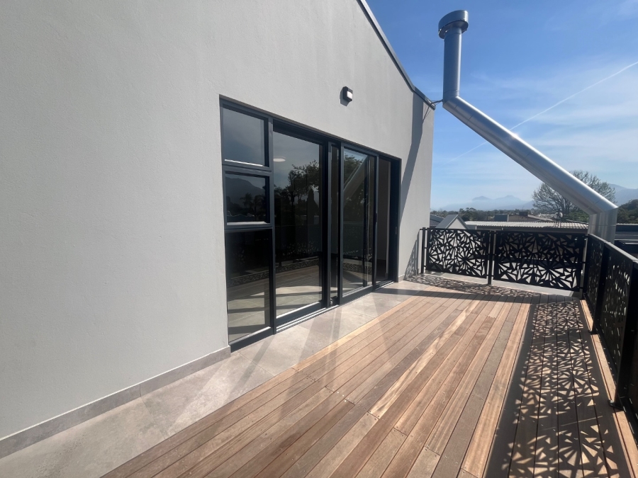 To Let 2 Bedroom Property for Rent in Dormehls Drift Western Cape